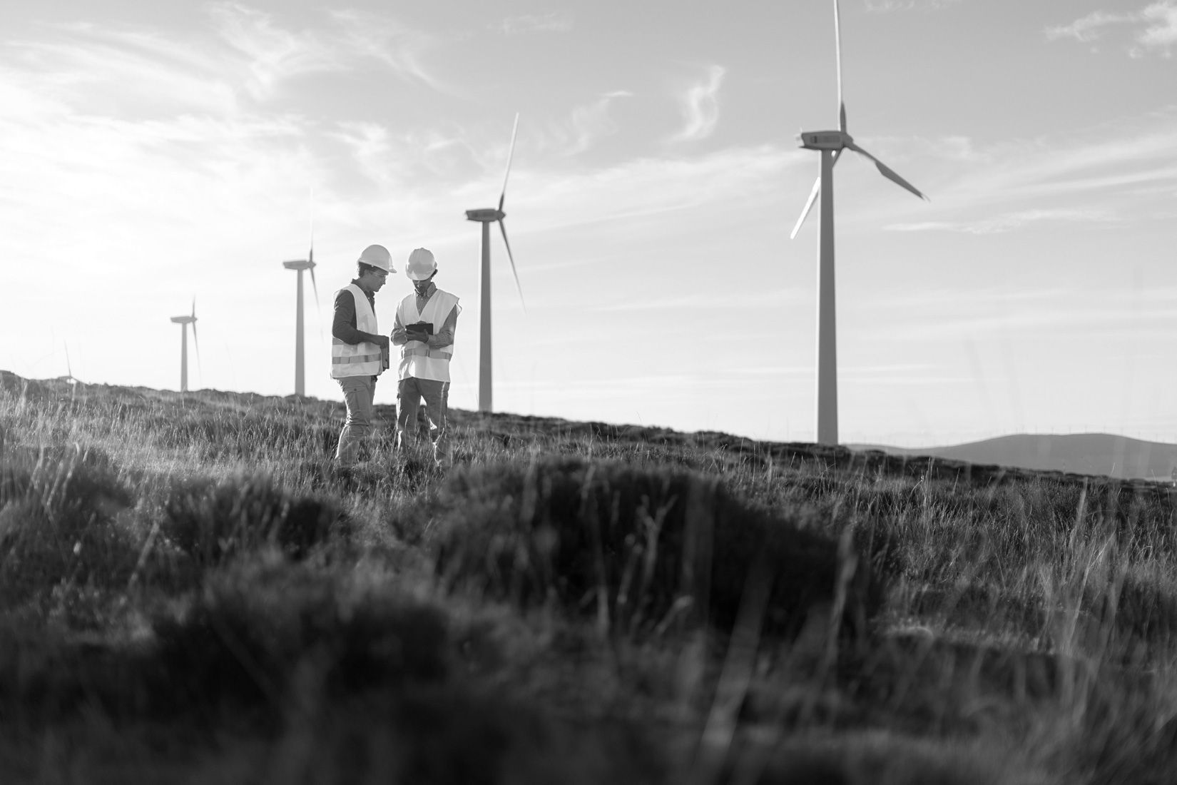 Esinel Ingenieros - Ingeniería eléctrica en Chile